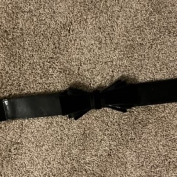 Bow Belt - Picture 1 of 3